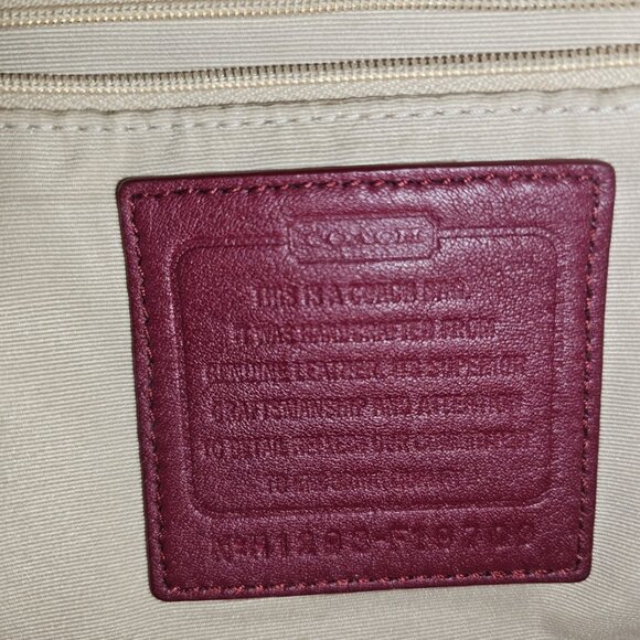 Coach Soho Patent Leather Cranberry Buckle Hobo with Wristlet - Picture 3 of 4